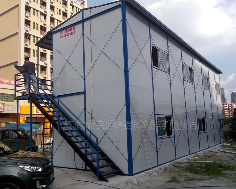 江門(mén)星海灣工地活動(dòng)板房宿舍搭建，為工程完工提供助力！